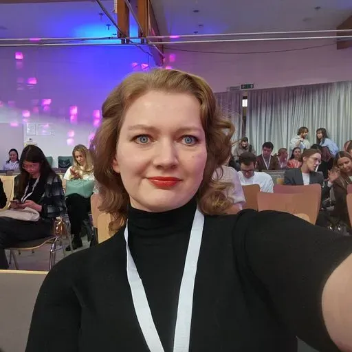 User Марина  avatar