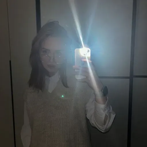 User Алина Пальвинская avatar