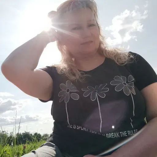 User Галина  avatar