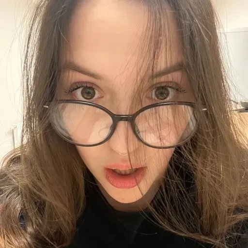 User Дарья  avatar