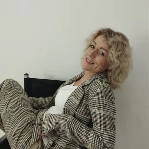 User Оксана   avatar
