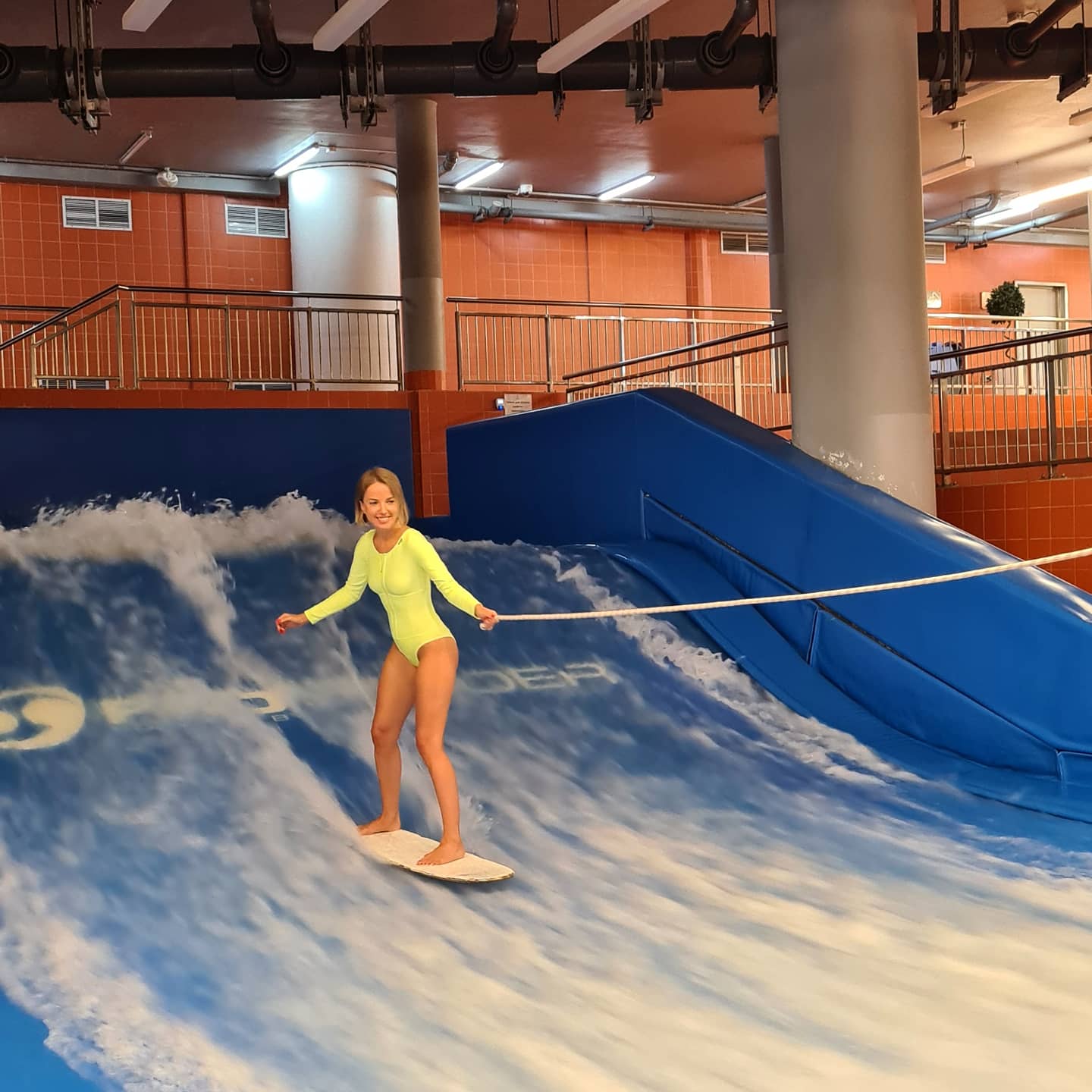 Сёрф-тренажер meeting main image