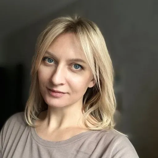 User Наталья  avatar