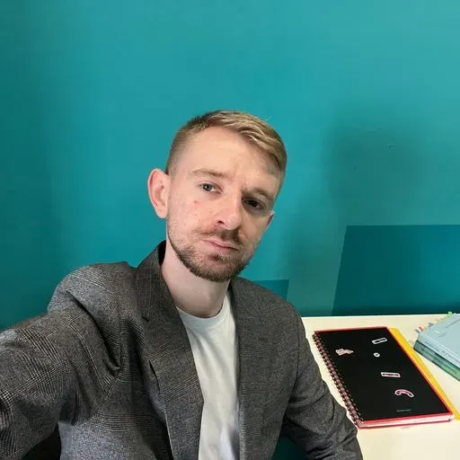 User Александр   avatar