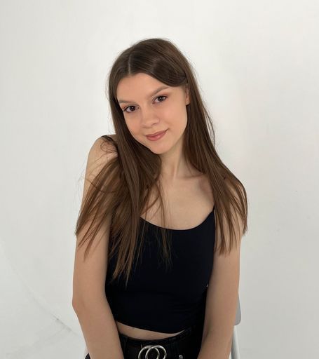 User Дарья Дешук avatar