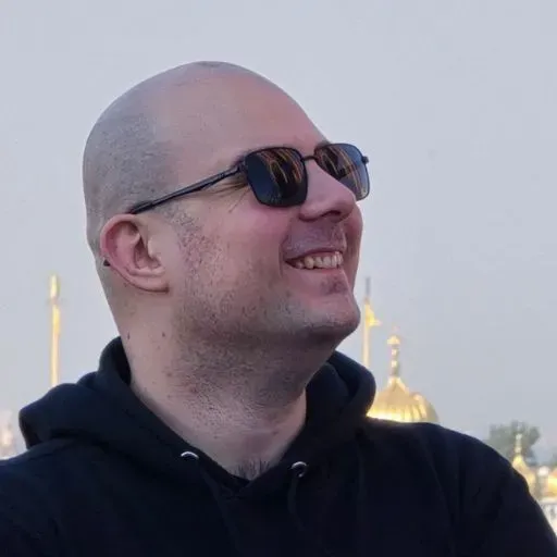 User Александр  avatar