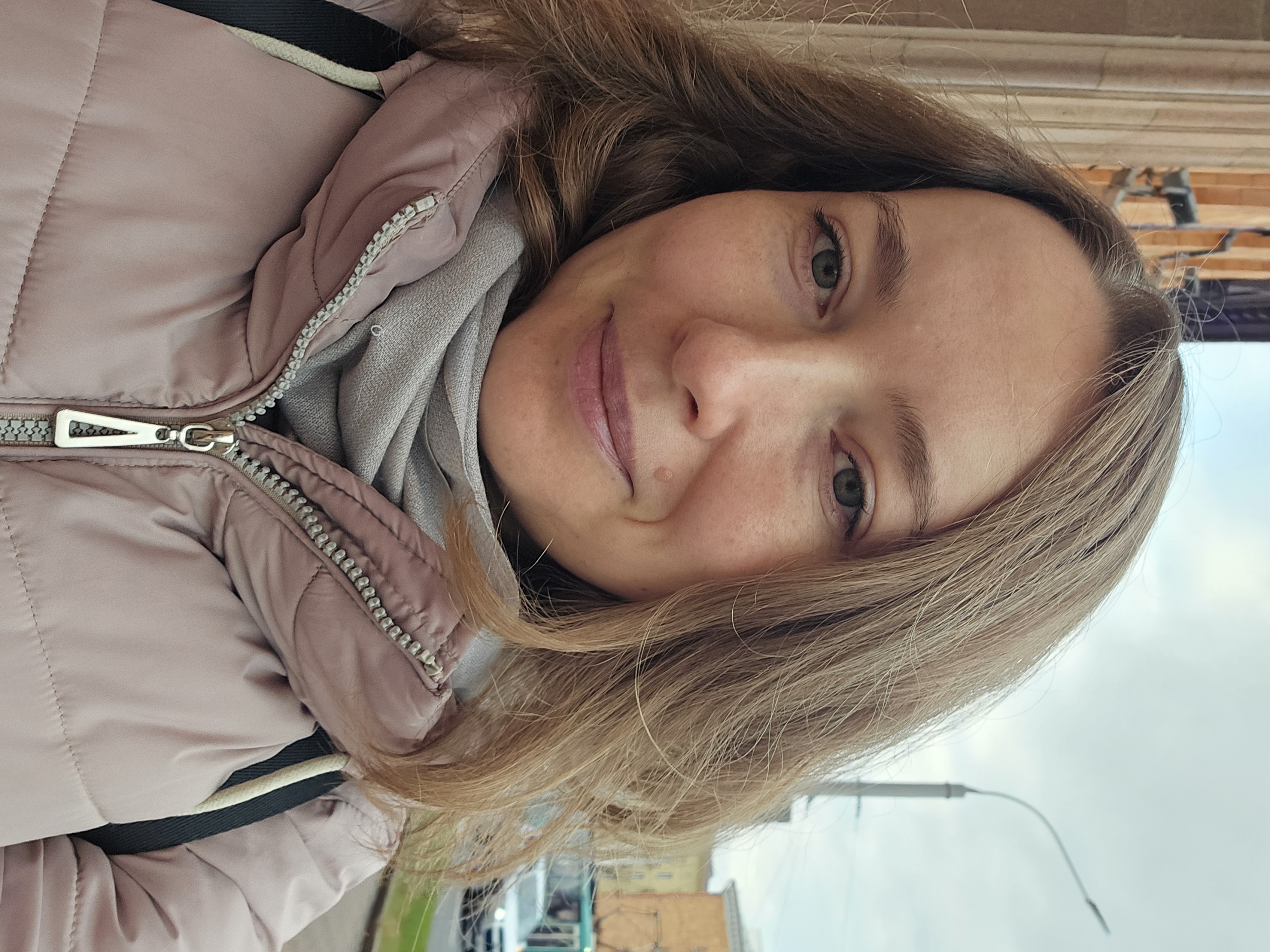 User Ирина  avatar