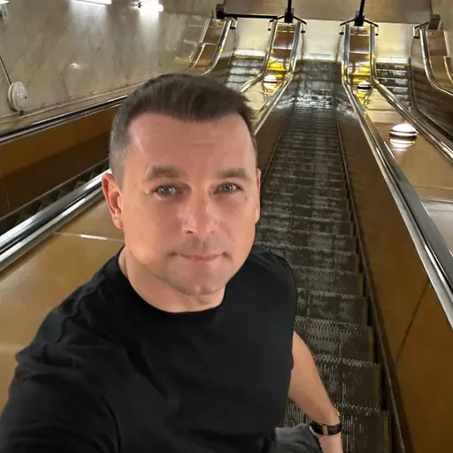 User Алексей Владимирович  avatar