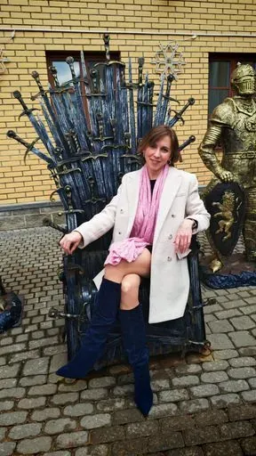 User Лена  avatar