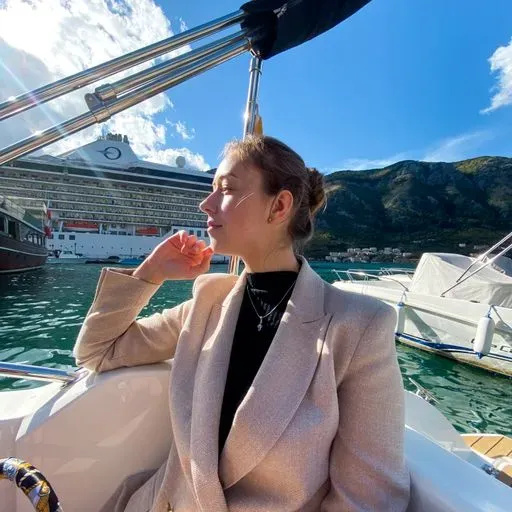 User Ксения Воск avatar