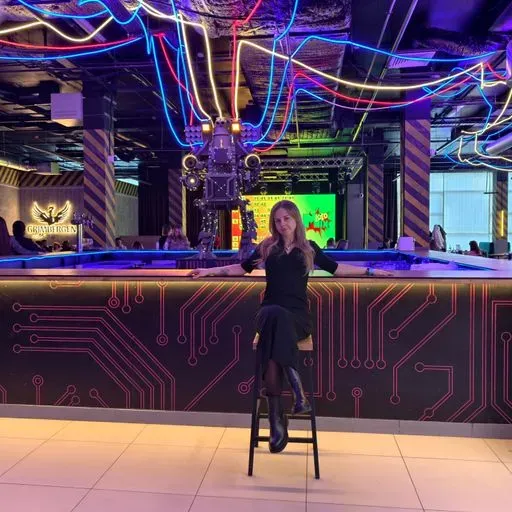 User Анна  avatar