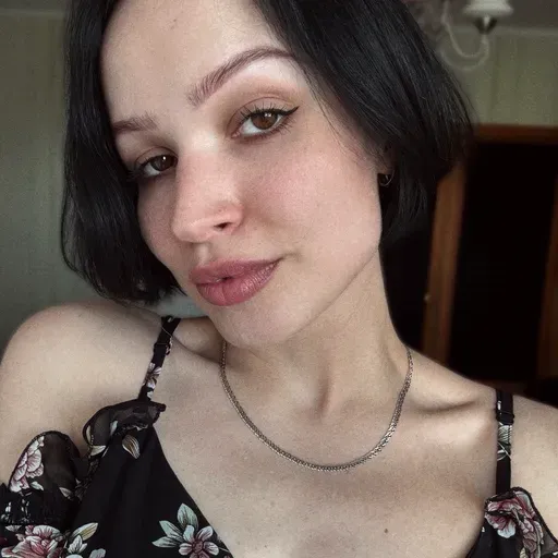 User Алина  avatar