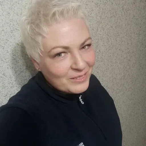 User Юлия Алехно  avatar