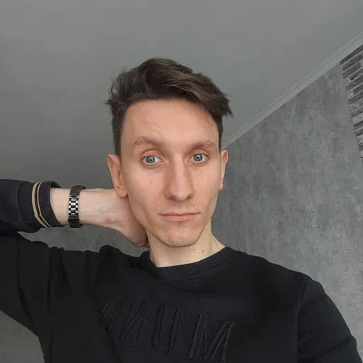 User Александр  avatar