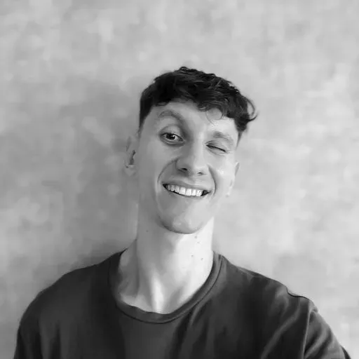 User Александр  avatar