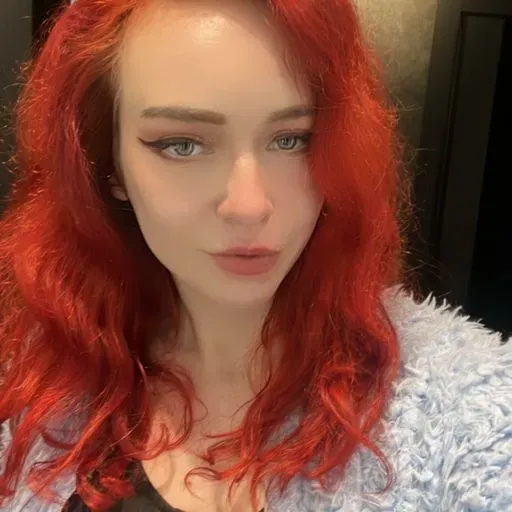 User Евгения Яцукович  avatar