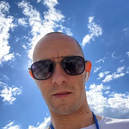 User Андрей Григорьевич avatar