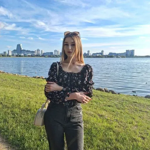 User Снежана  avatar
