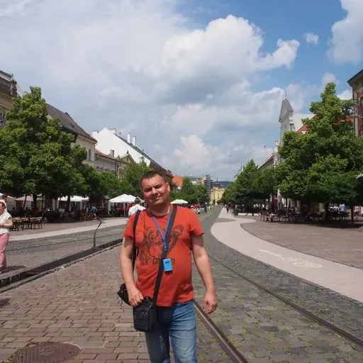 User Евгений  Константинов avatar