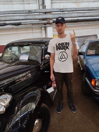 User Евгений  Слимко avatar