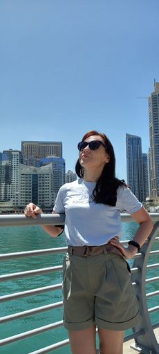 User Надежда  avatar