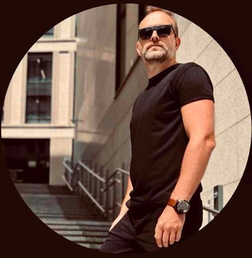 User Дмитрий  avatar