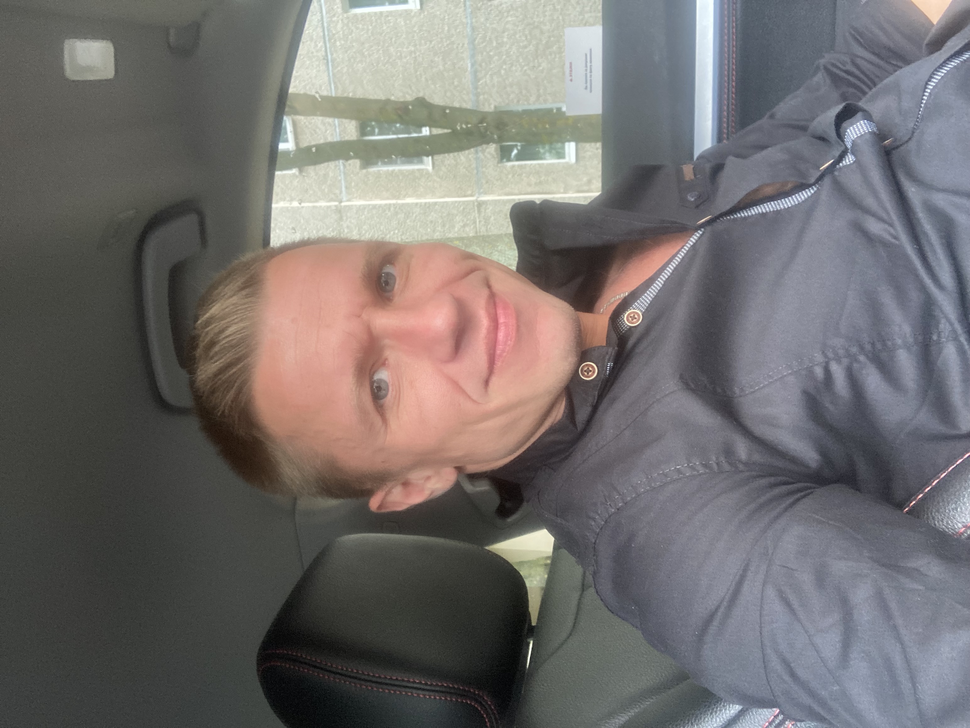 User Сергей  Корзун avatar