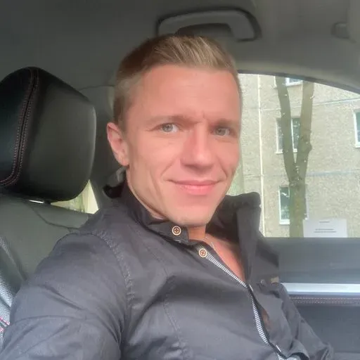 User Сергей  Корзун avatar