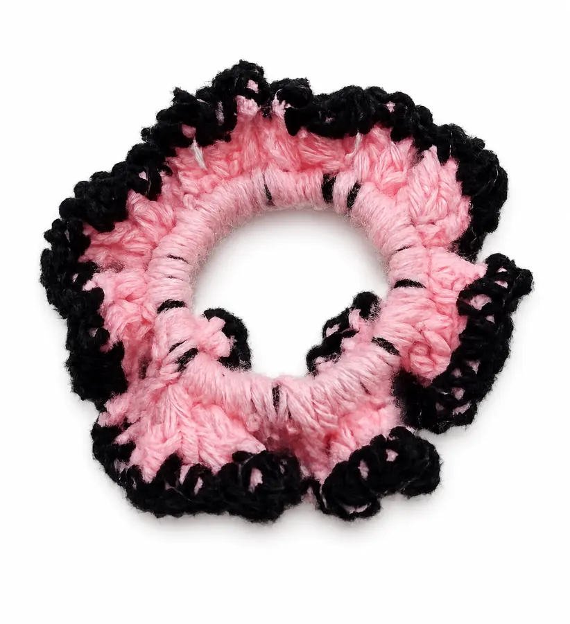 Crochet scrunchie
