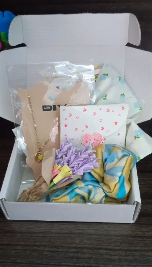 Accessories Hampers