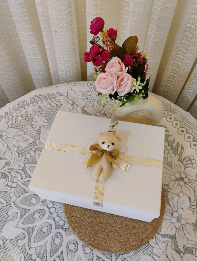 Baby hamper — image 2