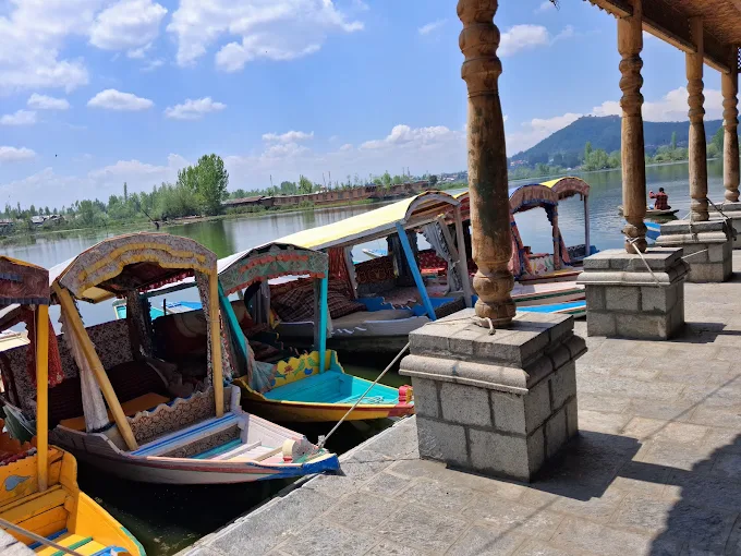 Lake House Palace
