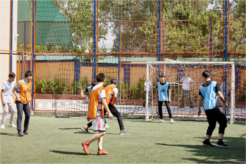 Sodiq School — rasm 3