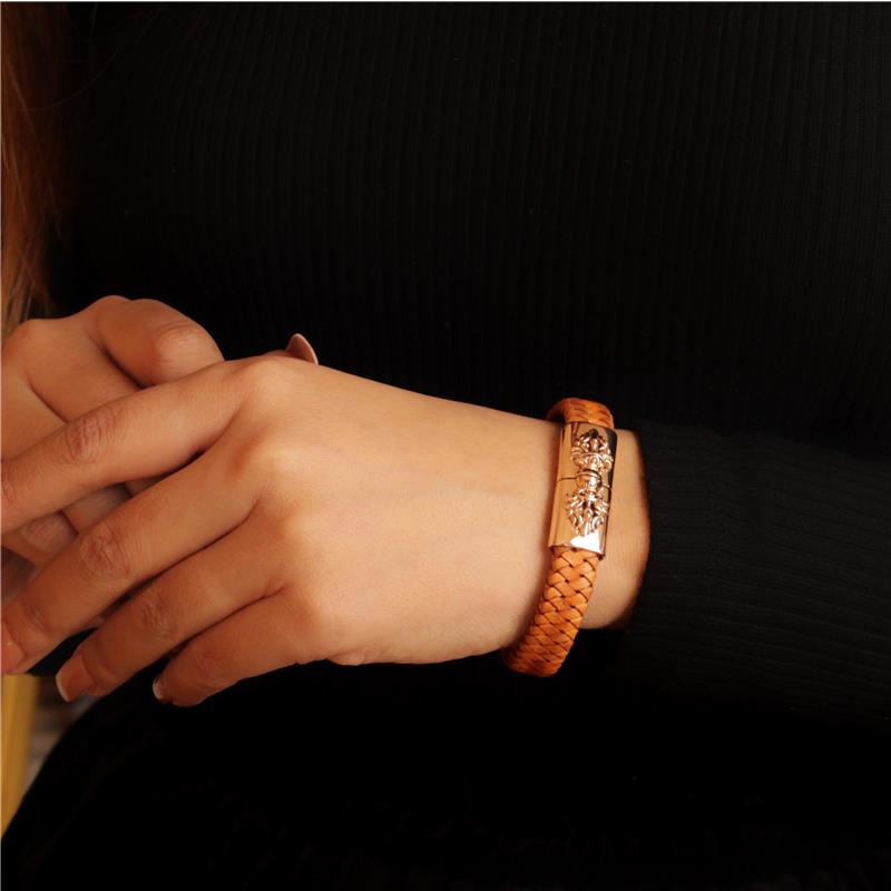 Vajra Clasp Bracelet Rose Gold — view 4