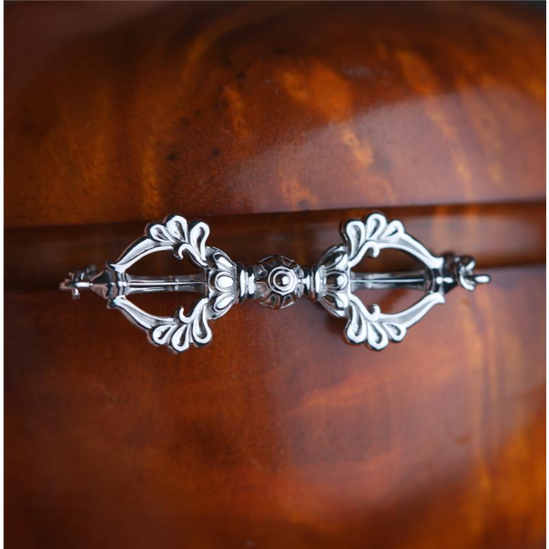 Vajra Chain Bracelet, Silver, Medium, Flat 3 Prongs, 19cm — view 3