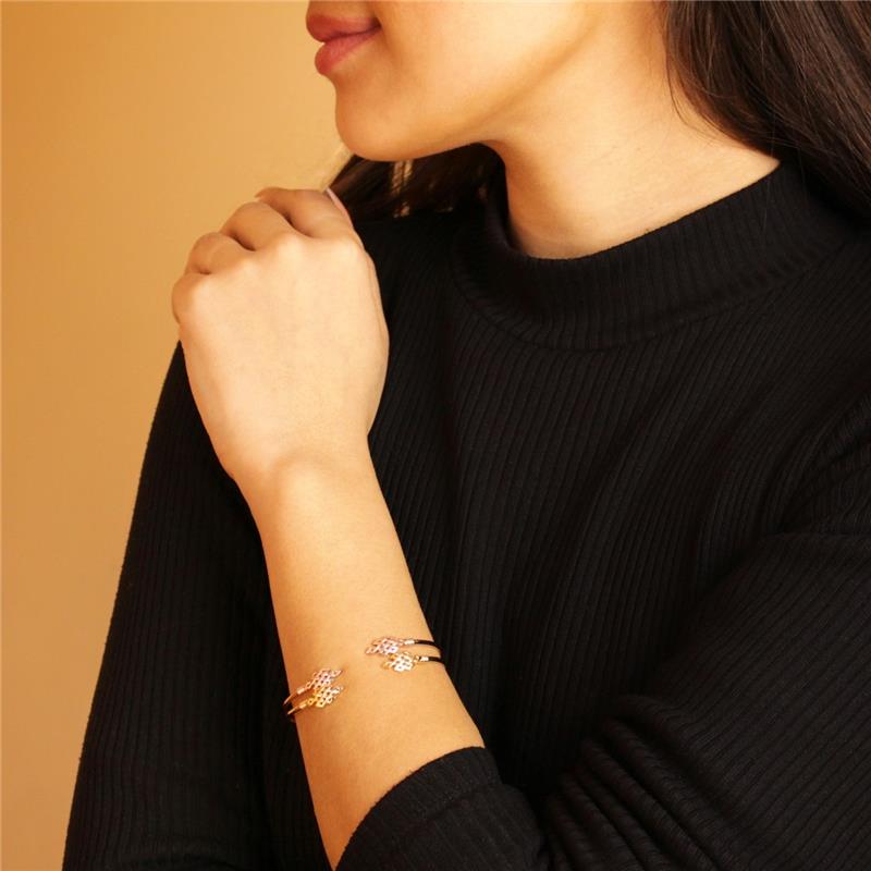 Infinity Edges Bangle, Solid 14k yellow gold 5.5g — view 4