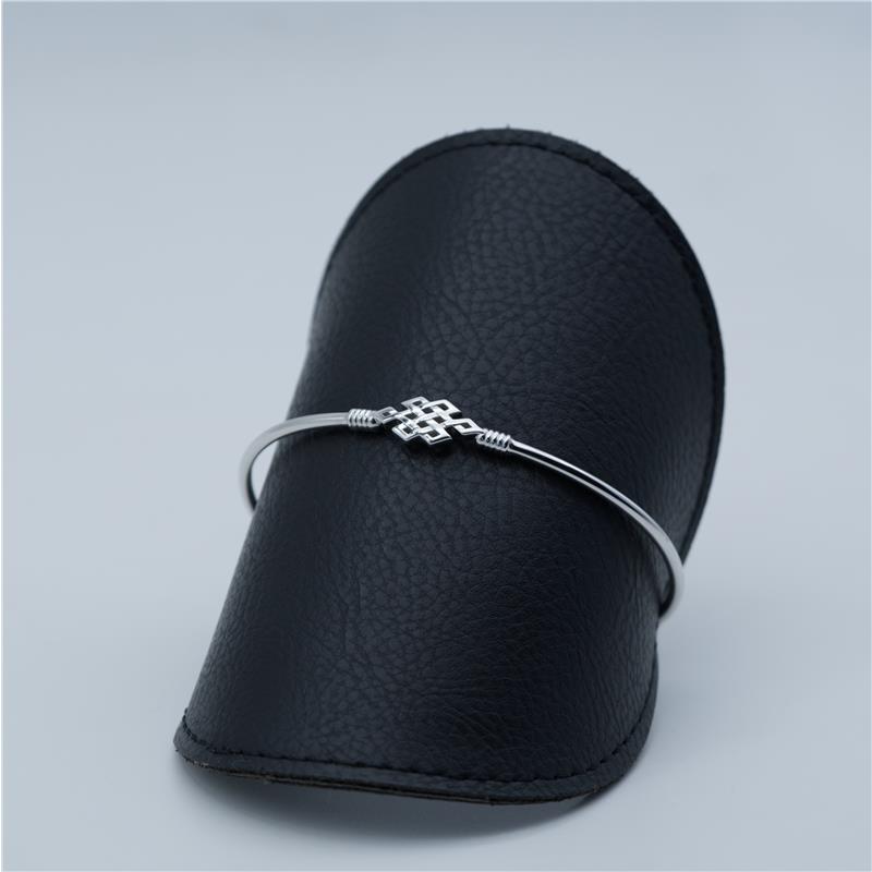 Infinity in middle stainless bangle Silver — view 4
