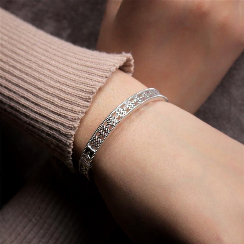 Endless Knot bangle, Silver, smaller 13.89g