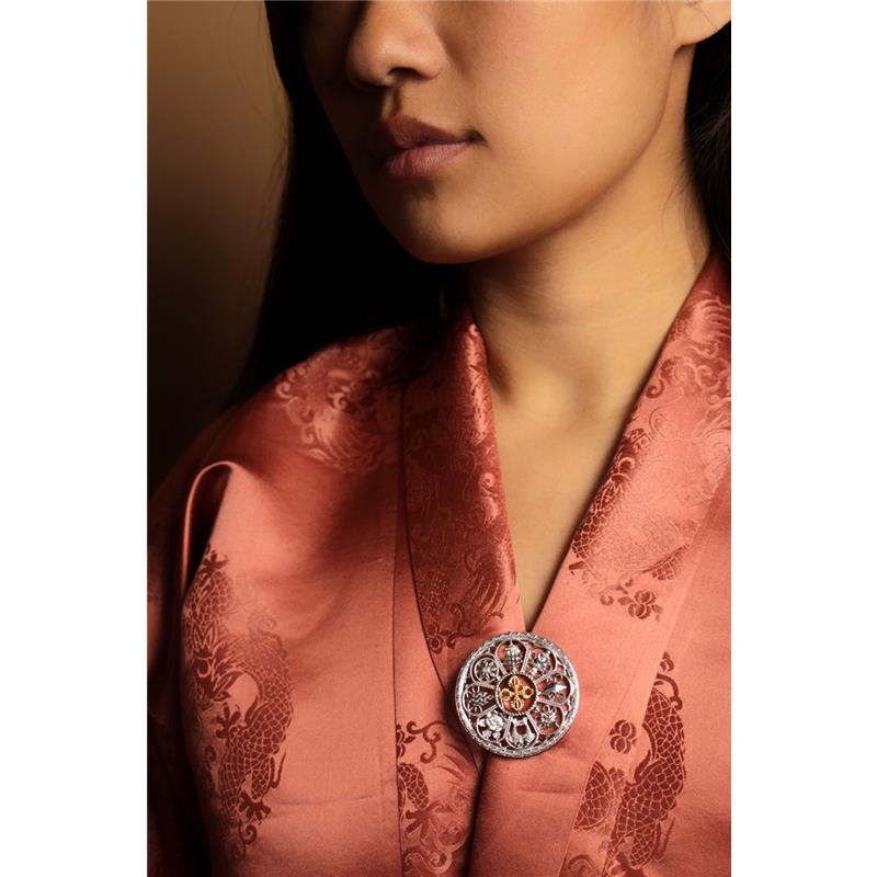 Eight Auspicious Symbols Brooch, Round, Silver Half Gold Plated — view 5