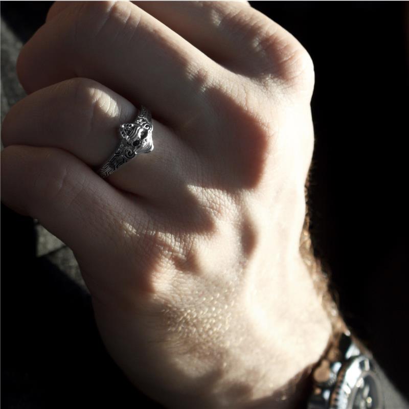 Laughing Skull Ring, Silver Black Diamonds 6g