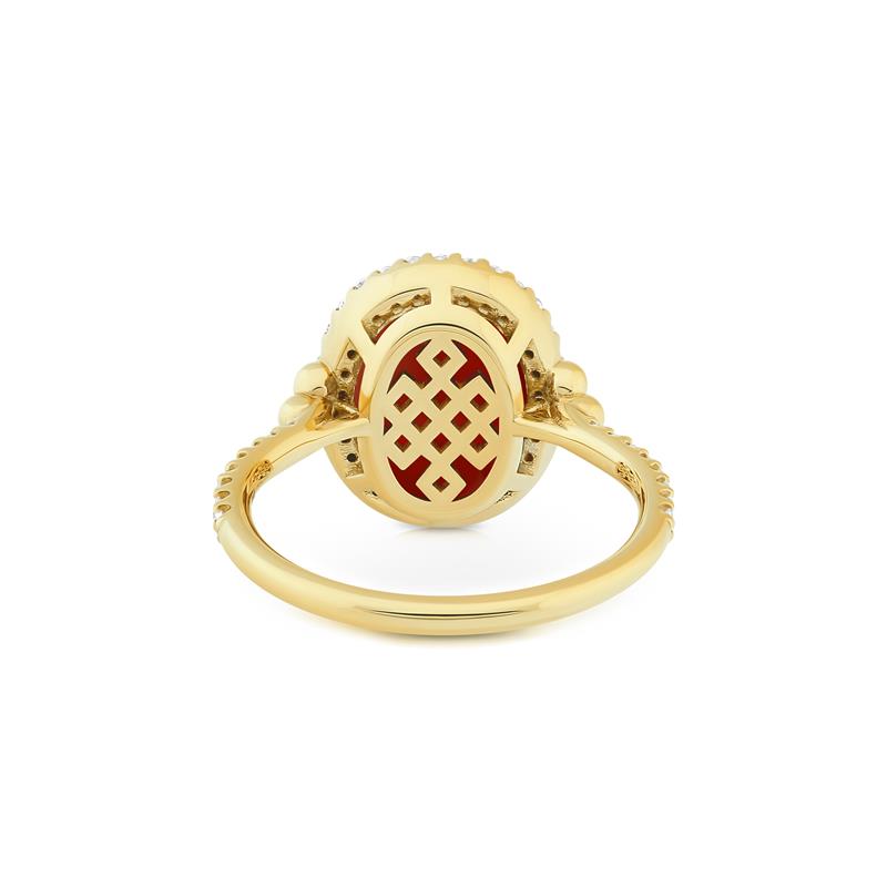 Oval Coral Diamond Ring 0.30 CTS. YG14: 3.0g, Total Weight: 3.77g