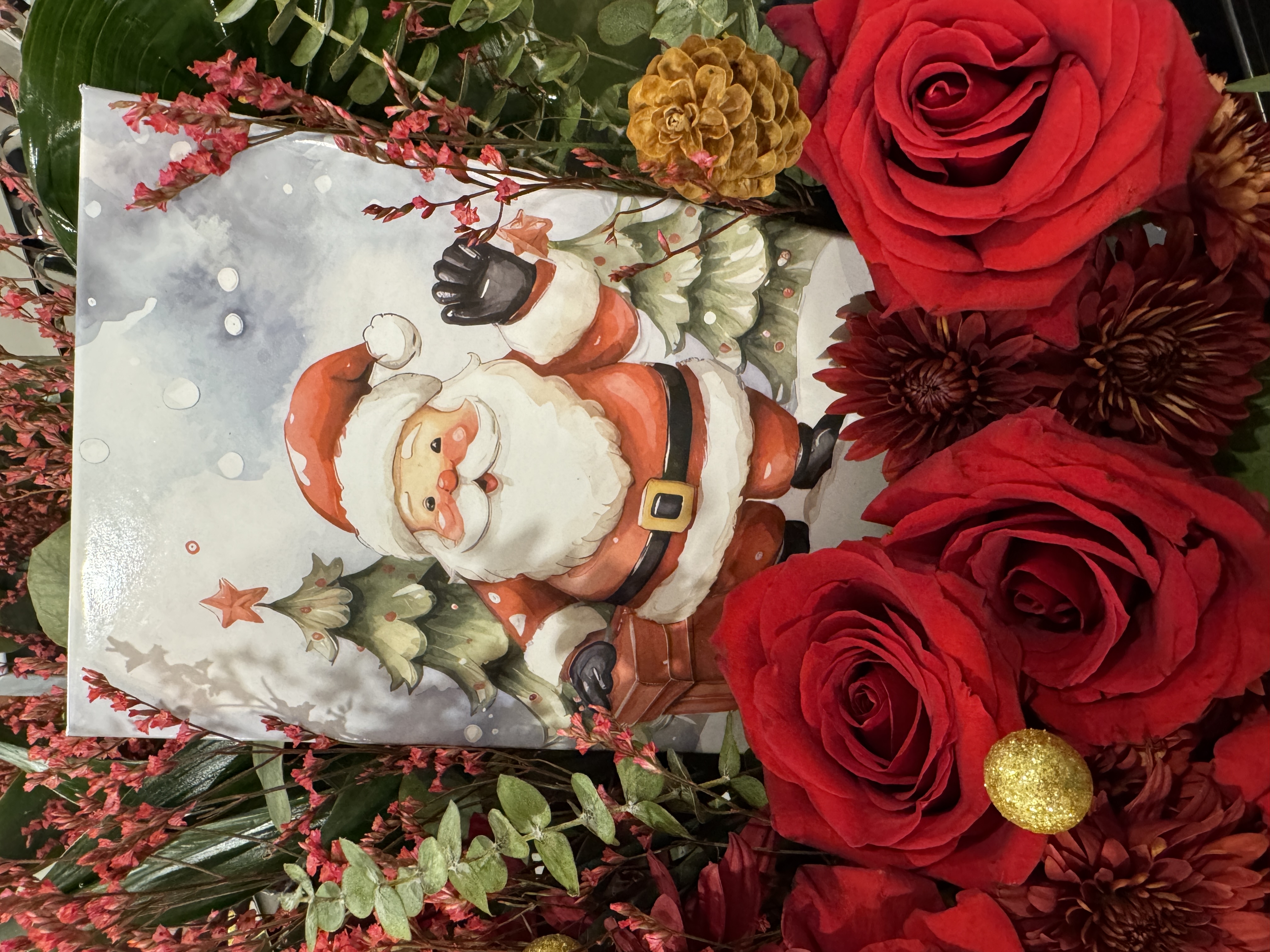 Santa's Bouquet - Image 2