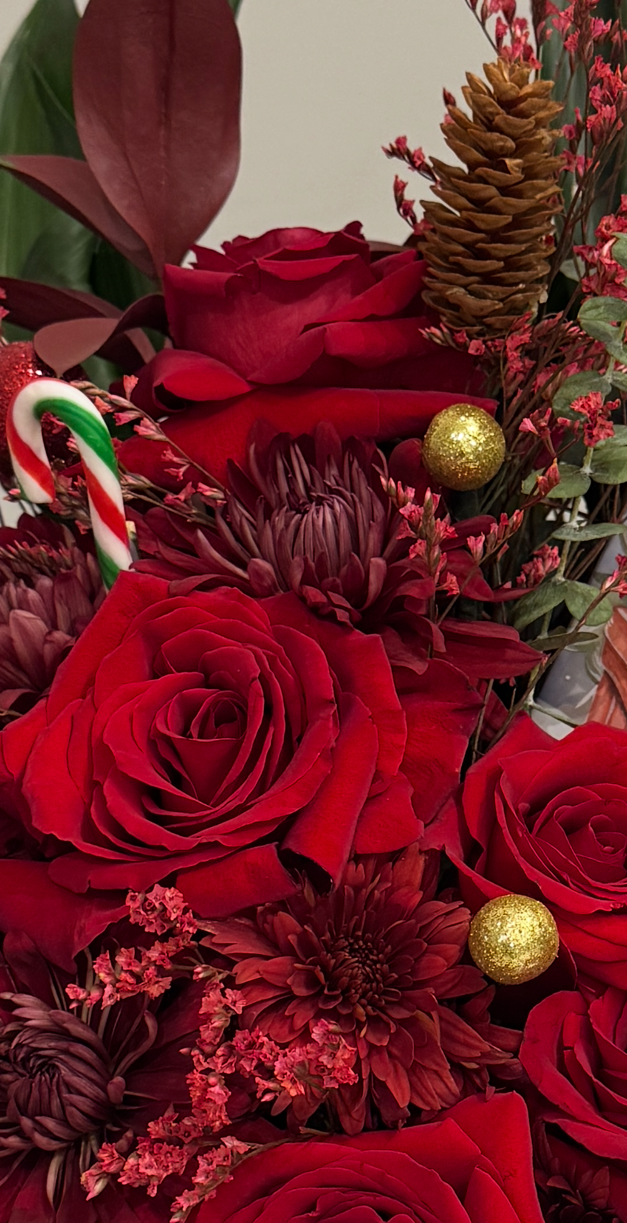 Santa's Bouquet - Image 5
