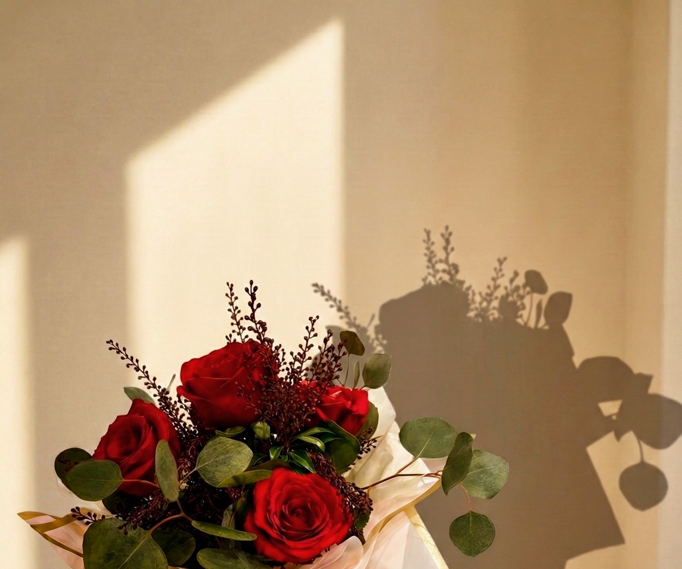 Crimson Kiss Bouquet - Image 6