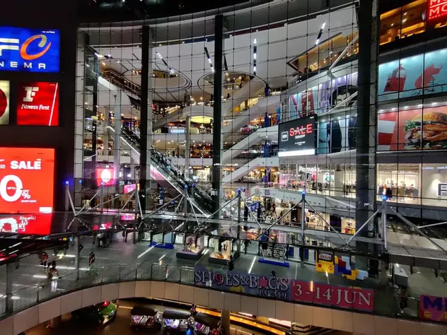 Exterior of Terminal 21 Asok