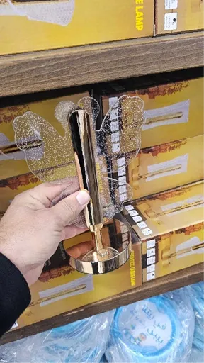 تيبل لامب أكريلك بتصميم فراشة