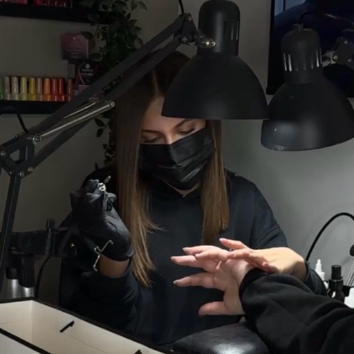 הפרופיל של nails by moggie