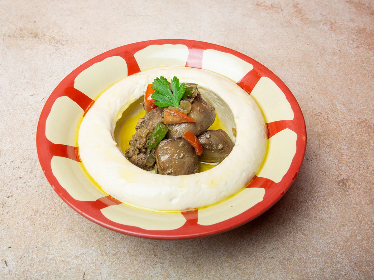Hummus with Chicken Liver Plate