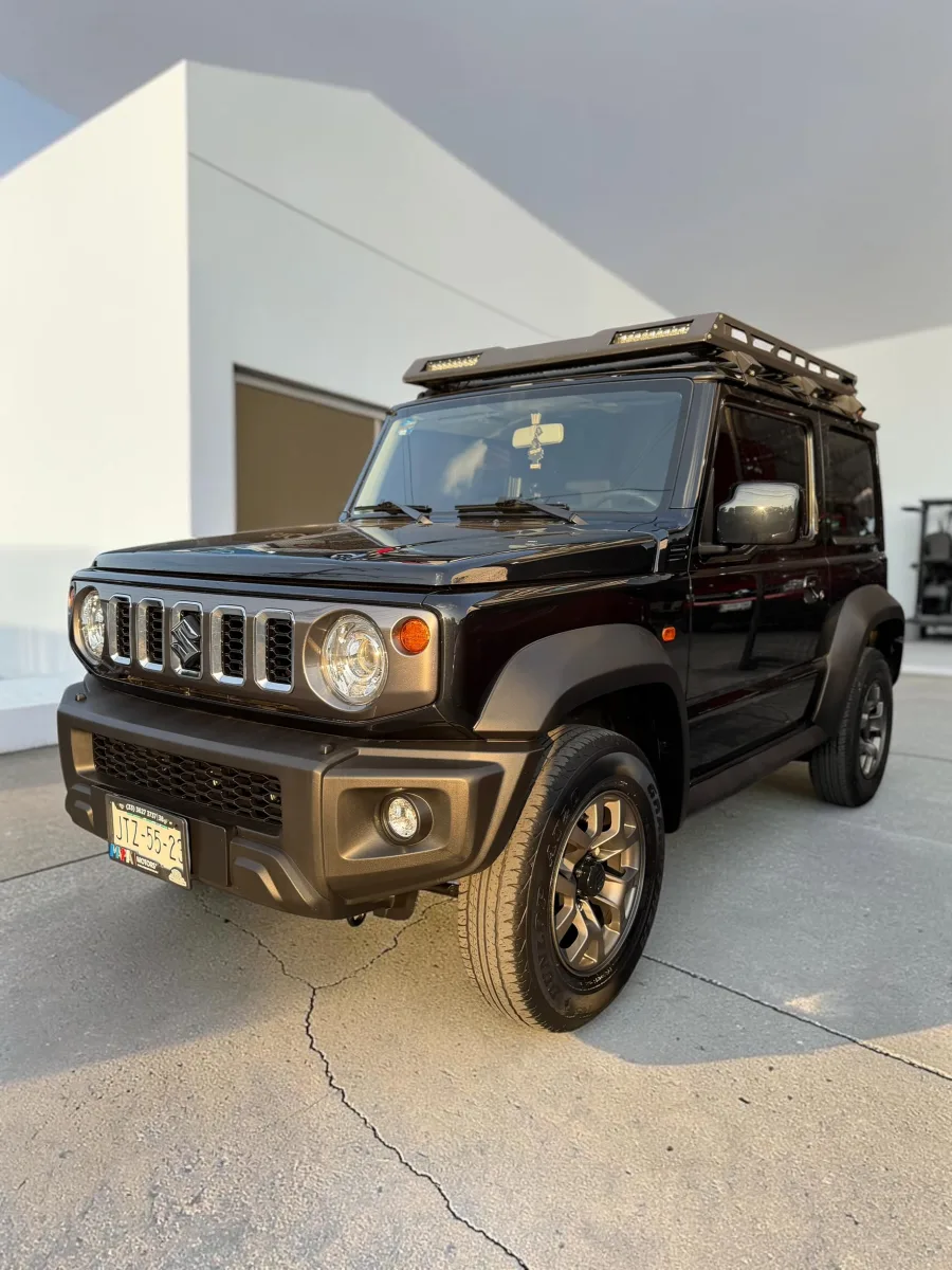 SUZUKI JIMNY GLX 2023 - Imagen 1