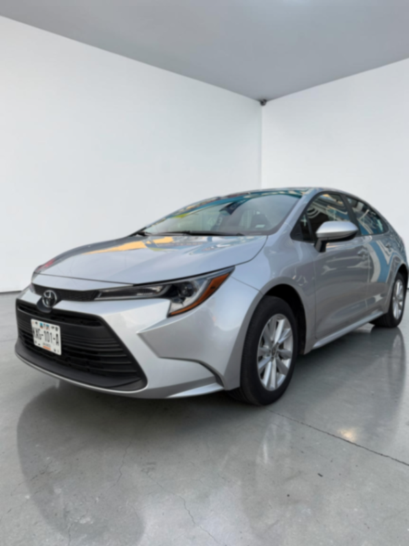 TOYOTA COROLLA LE 2024 - Imagen 1